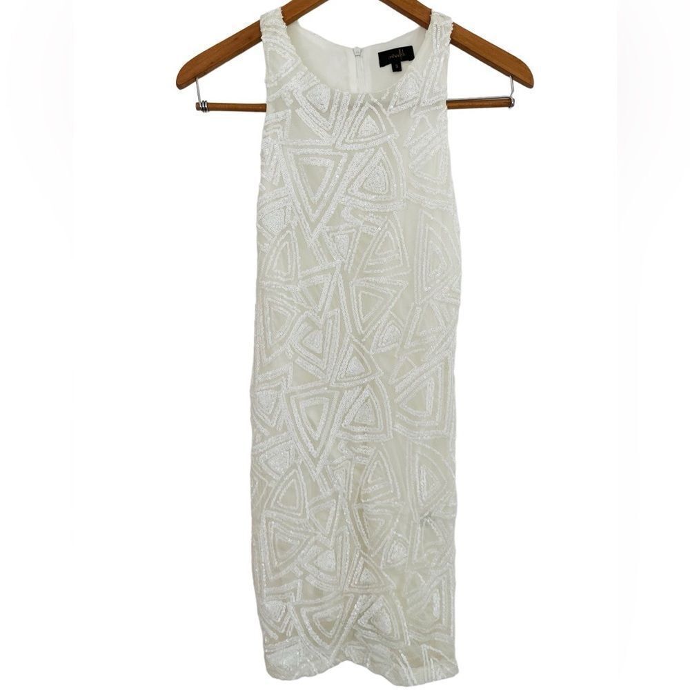 Ontwelfth white sequin sleeveless bodycon style dress size S.